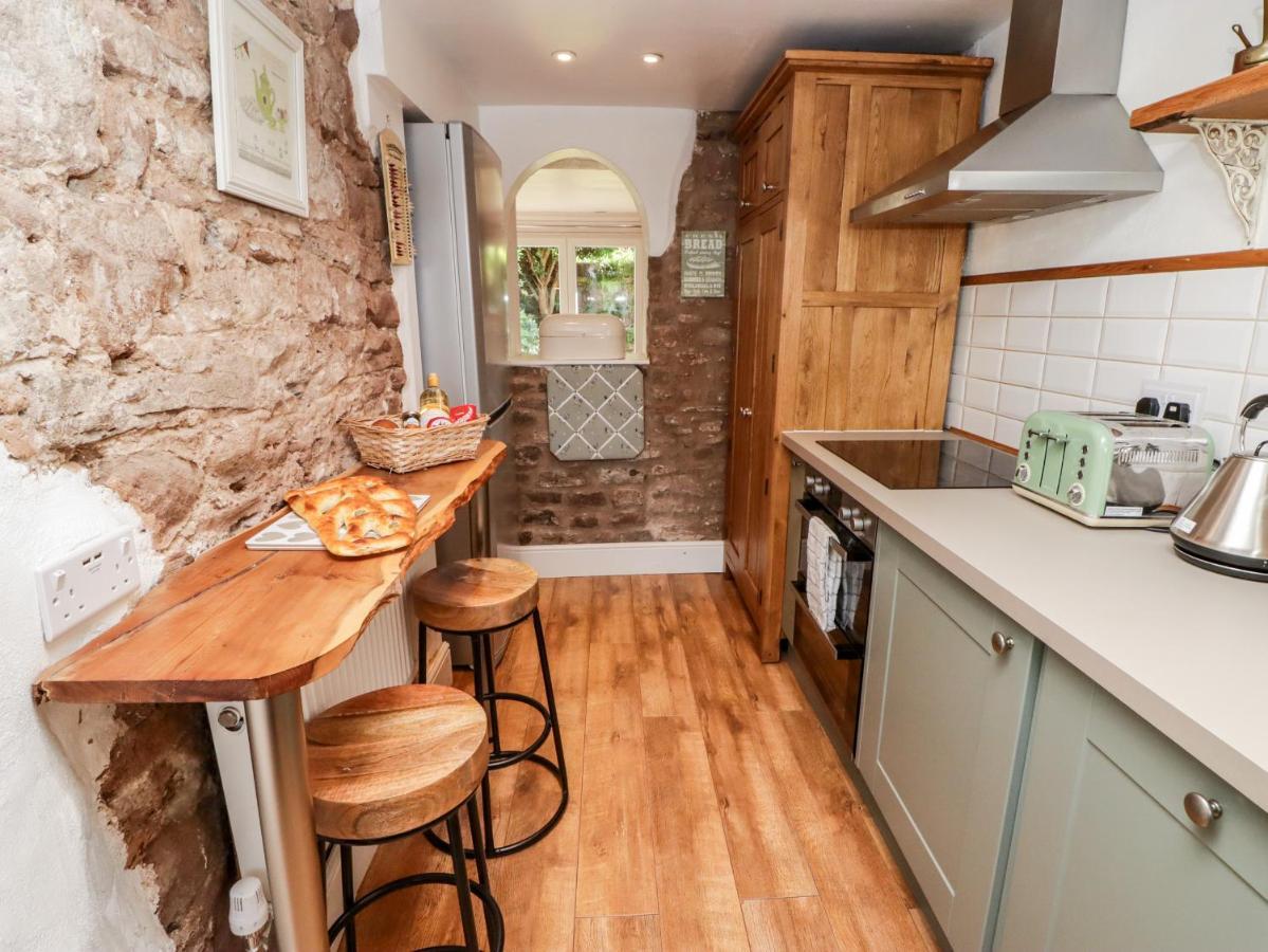 Old Pump Cottage Ross-on-Wye ภายนอก รูปภาพ