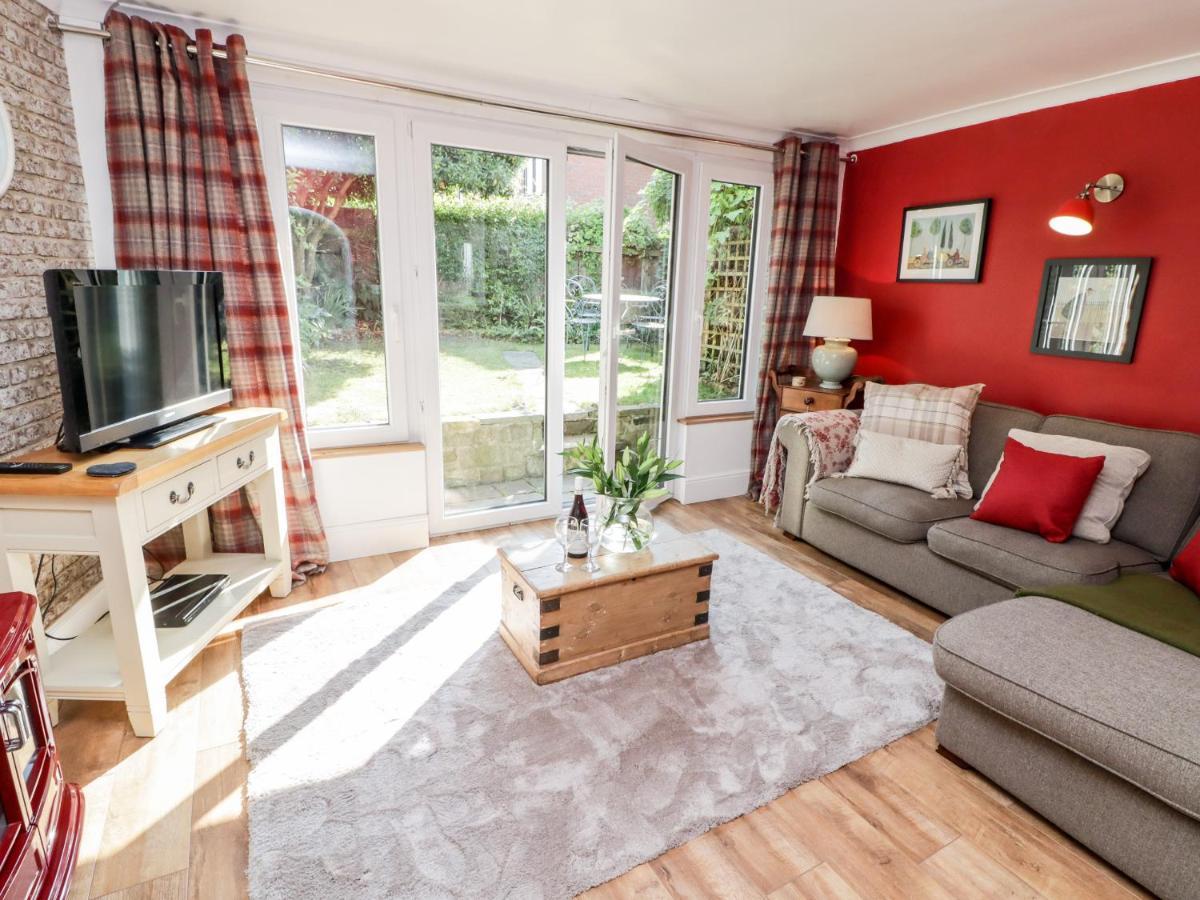 Old Pump Cottage Ross-on-Wye ภายนอก รูปภาพ